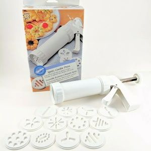 Wilton Cookie Spritzer Press Complete with Box GUC